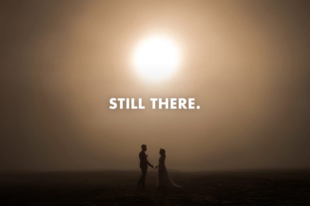 Nordica Photography website homepage with a silhouetted couple at sunset